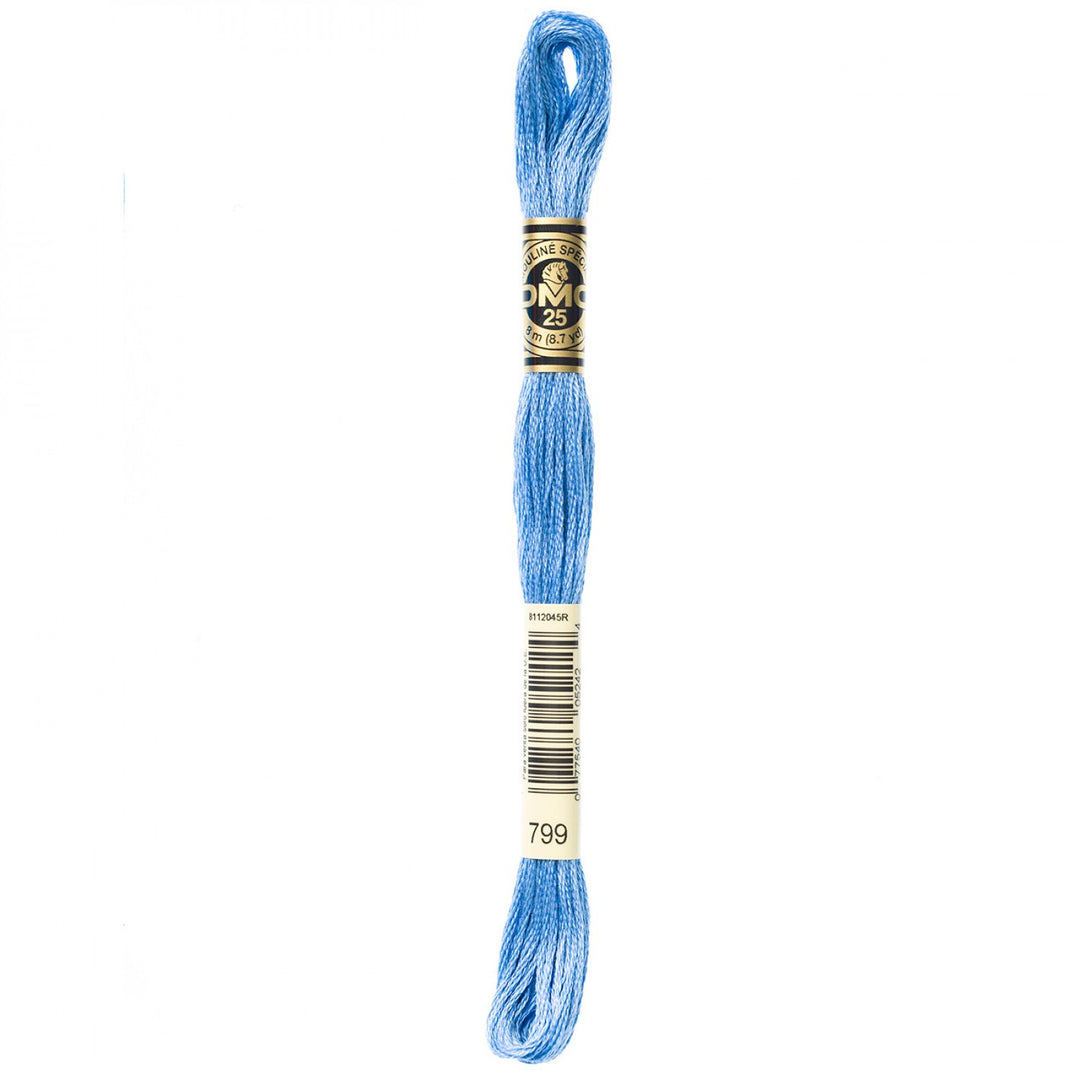 Floss Medium Delft Blue - 117UA-799