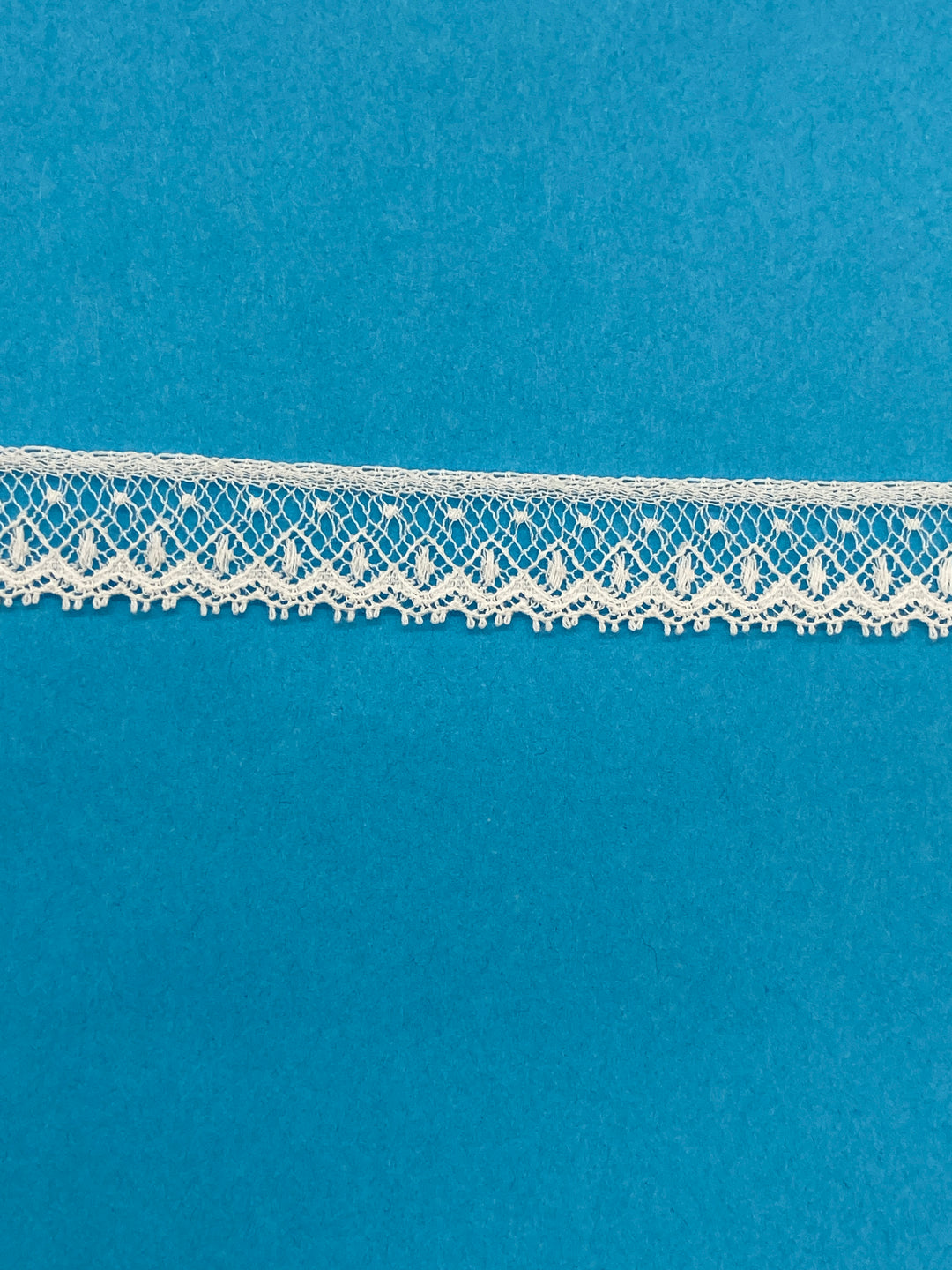 French Val Lace - White - 4030