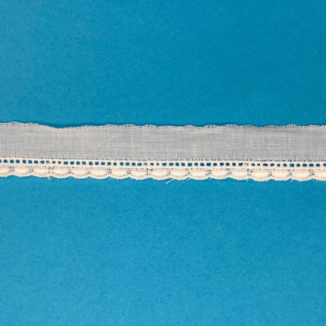 Swiss Edging - White - 45155