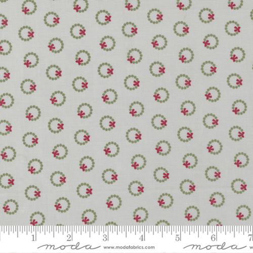 Christmas Eve - Silver Wreath Dot - 5183 12 - Moda