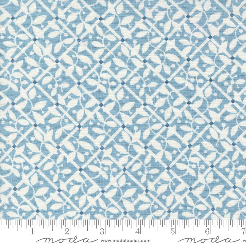 Shoreline - Light Blue Lattice Check - 55303 12