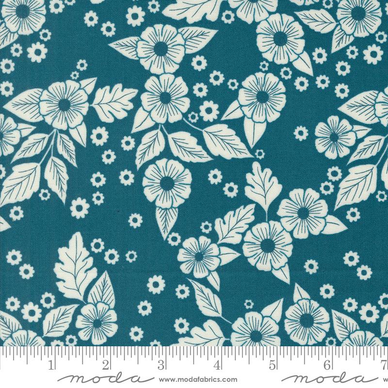 Field of Flowers - Floral Scatter Peacock - 3313 16