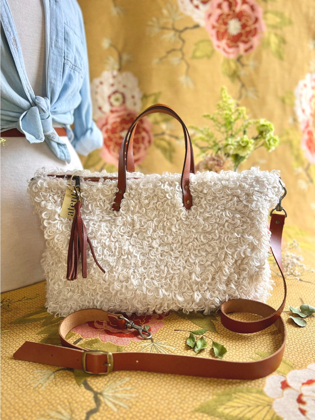 Curly Cute Buddy Bag
