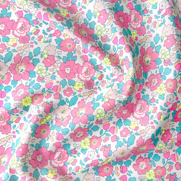 Betsy Cupcake - Tana Lawn