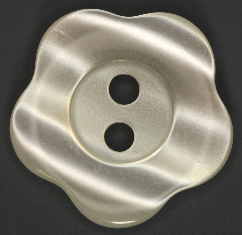 HW8255 - 28 - White Flower