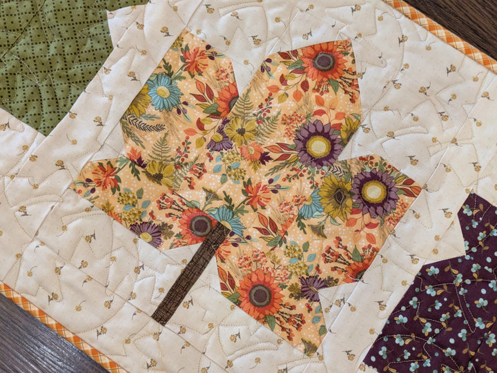 Awe of Autumn Table Runner Kit