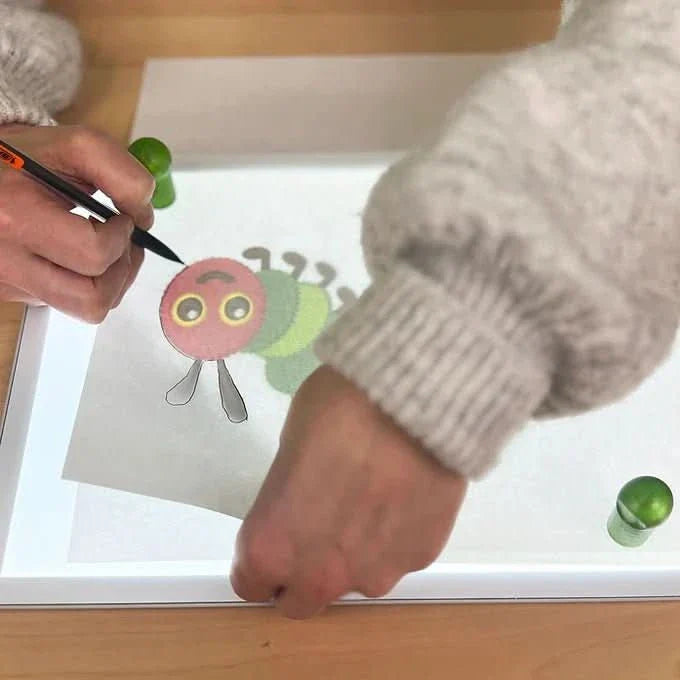 CUTTERPILLAR GLOW MINI LIGHTBOARD