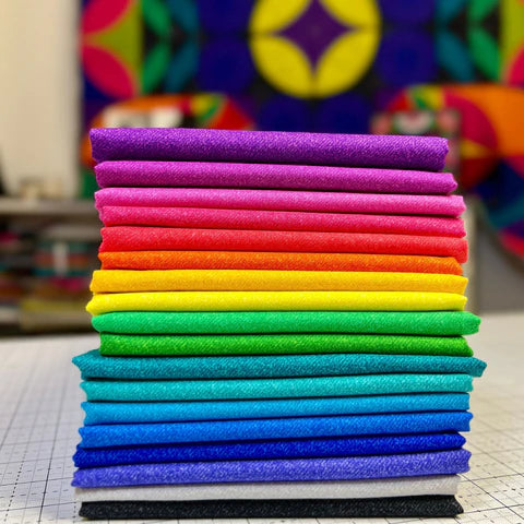 Libs Elliot's Electric Pineapple Quilt Kit