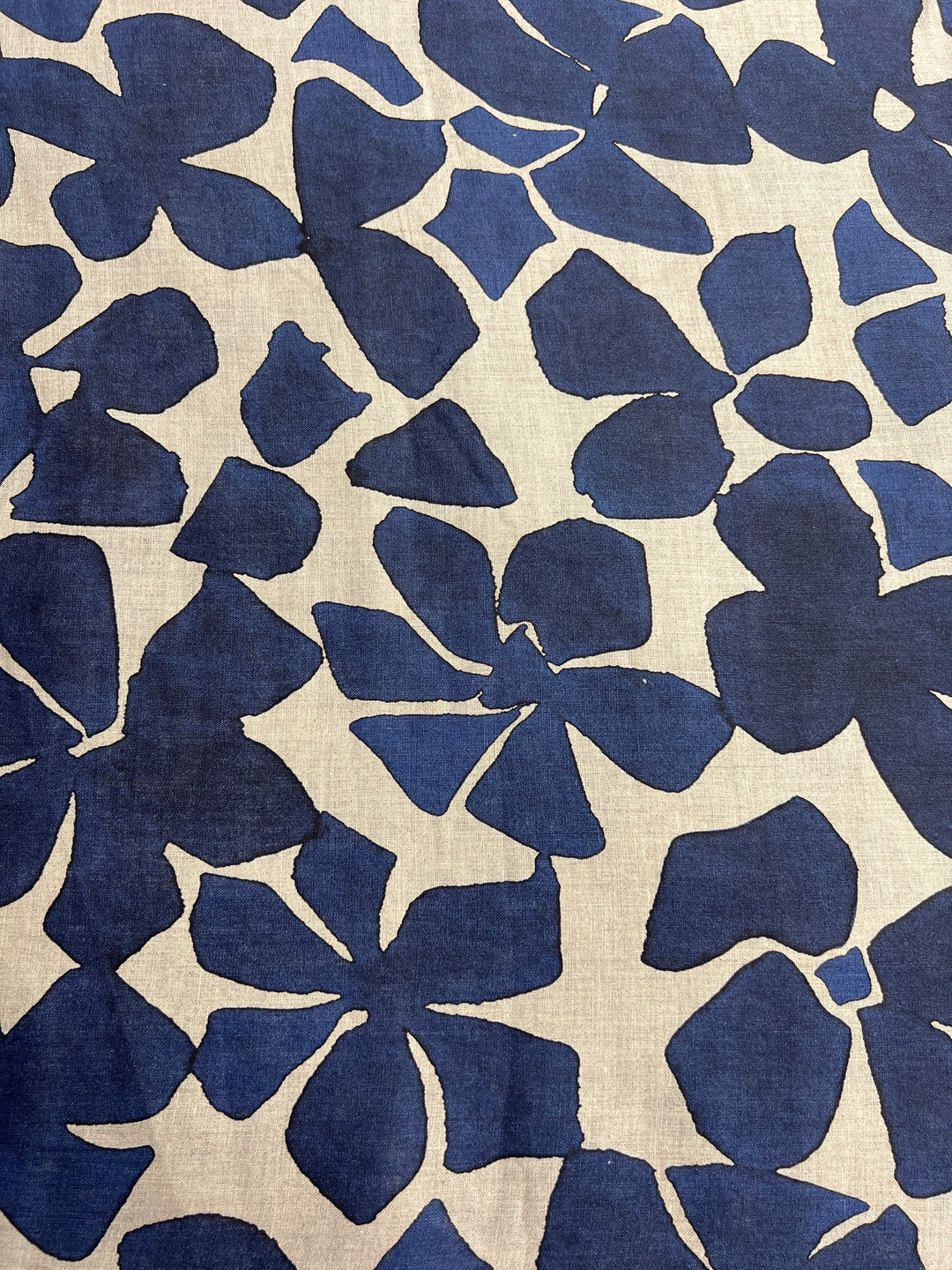 Large Floral Linen - 7026-710