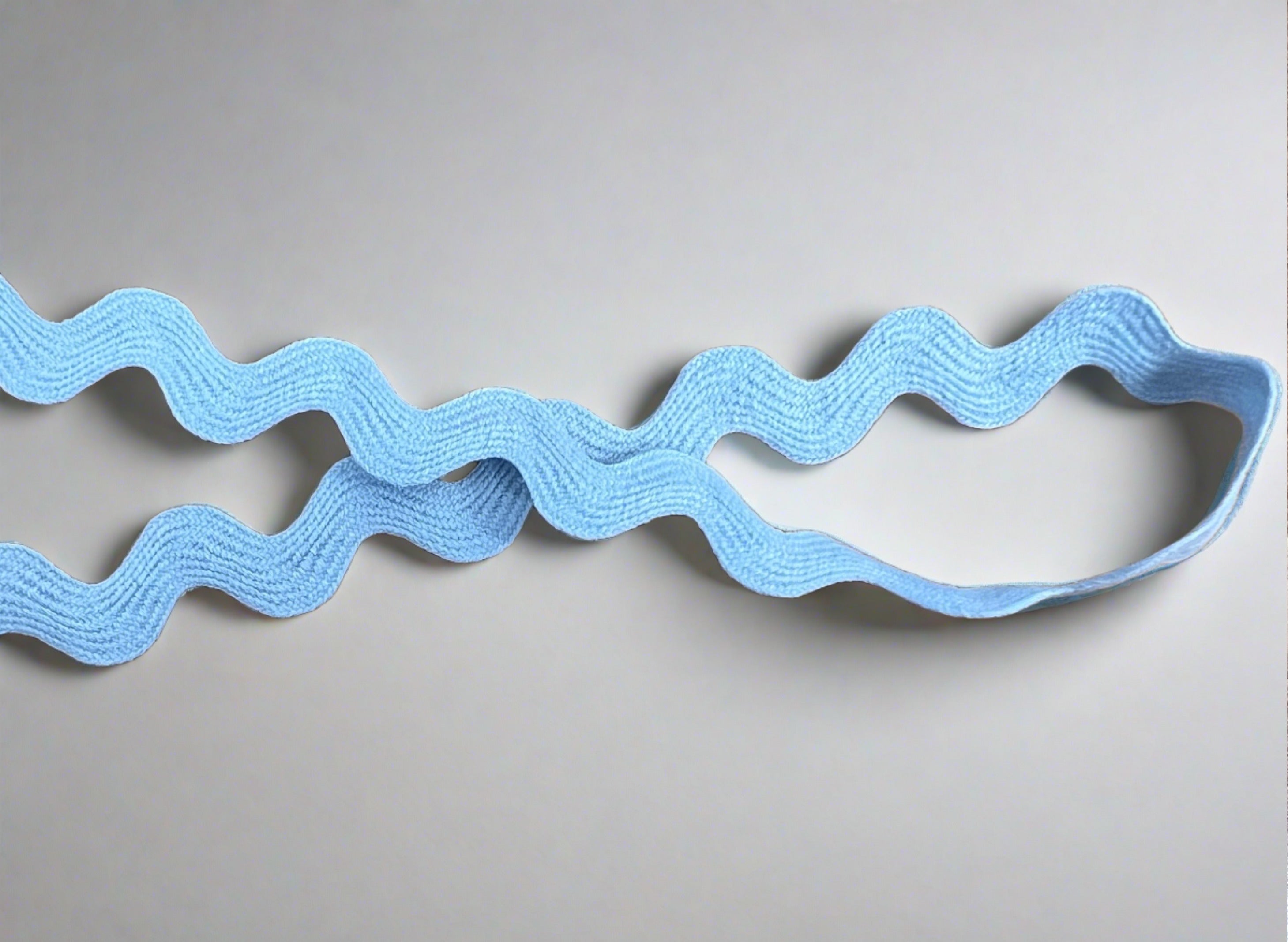 Jumbo Baby Blue Rick Rack - Farmhouse Fabrics – The Sewing House, Inc