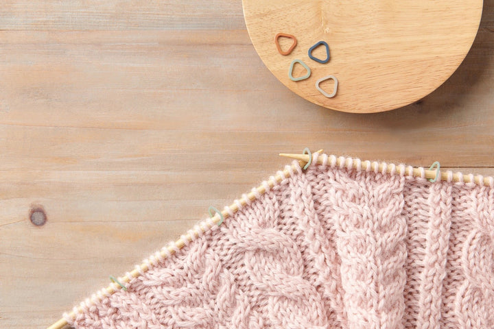 Soft Triangle Stitch Marker (Med) - CLO03193