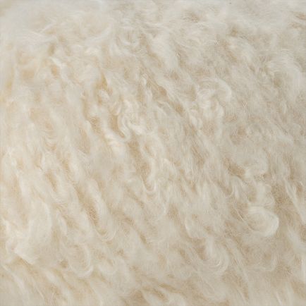 White plume yarn