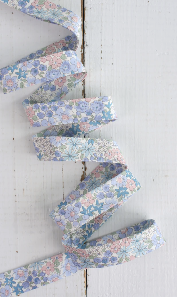 Petite Garden Blue Binding